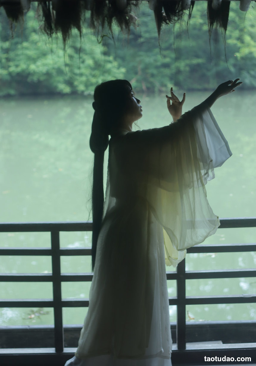 图片[3]-[YITUYU艺图语]2022.08.24 江南曲 一只高高[22+1P／171MB]-绅士图