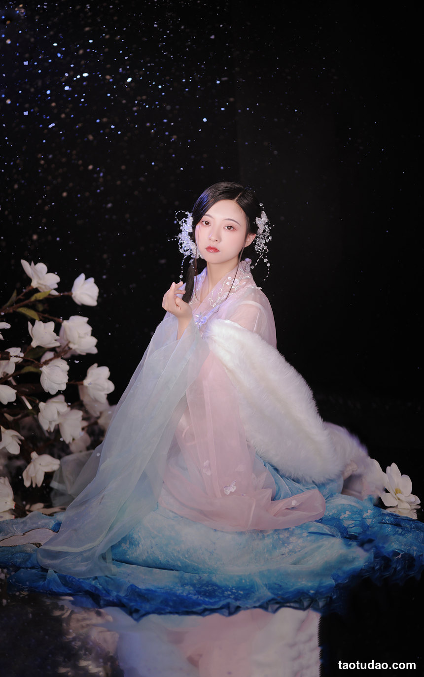 图片[4]-[YITUYU艺图语]2022.07.22 浮生若梦 YunFleur[20+1P／332MB]-绅士图