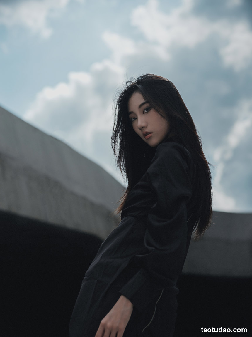 图片[3]-[YITUYU艺图语]2022.12.16 黑与白 阿万[45+1P／532MB]-绅士图