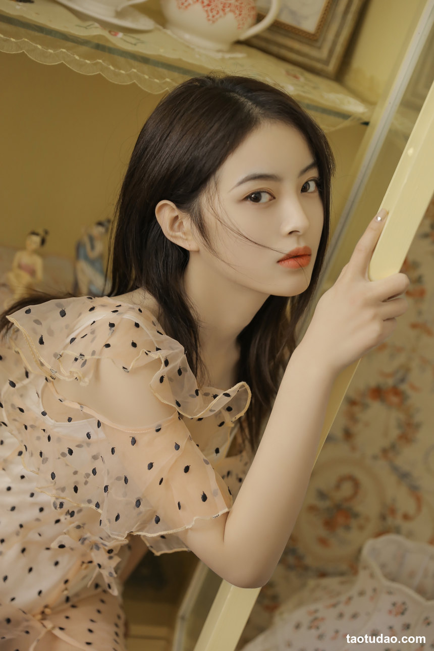 图片[2]-[YITUYU艺图语]2022.07.26 转瞬 胡允恩-[21+1P／83.5MB]-绅士图