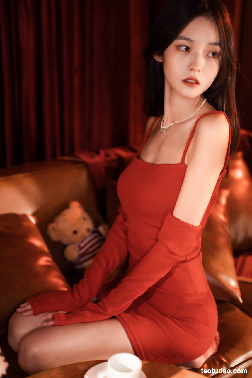 图片[2]-[YITUYU艺图语]2022.02.15 圣诞夜 李欣欣[23+1P／154MB]-绅士图