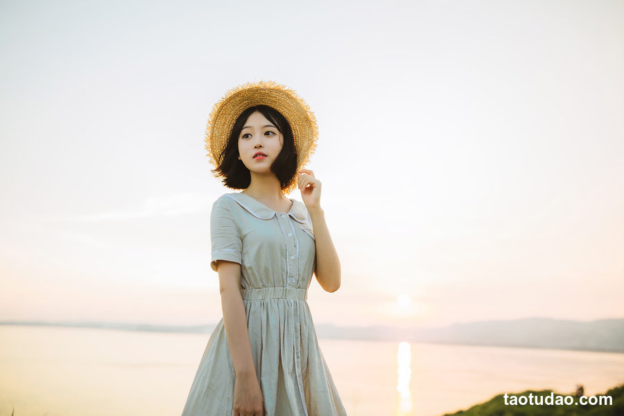 图片[2]-[YITUYU艺图语]2023.04.20 你深邃的眼眸犹如漫天星辰坠入大海 四月青夏[23+1P／160MB]-绅士图