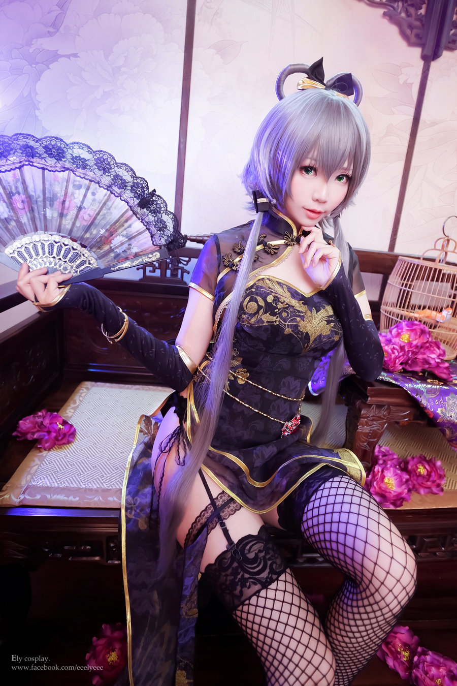 Ely_eee(ElyEE子) - 天依金丝雀旗袍 / 13P-166MB / cos萌妹-绅士图