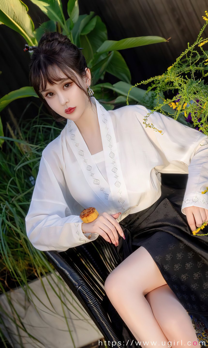 图片[3]-[Ugirls尤果网]爱尤物 2022.09.05 No.2674 青树 节日主题写真 [35P-96MB]-绅士图