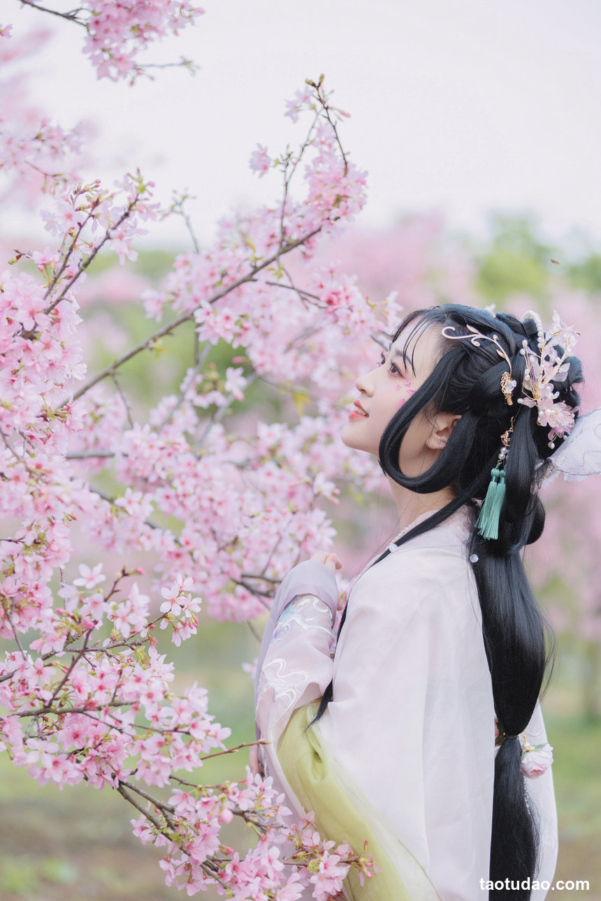 图片[2]-[YITUYU艺图语]2022.10.11 樱 琼_娜[46+1P／517MB]-绅士图