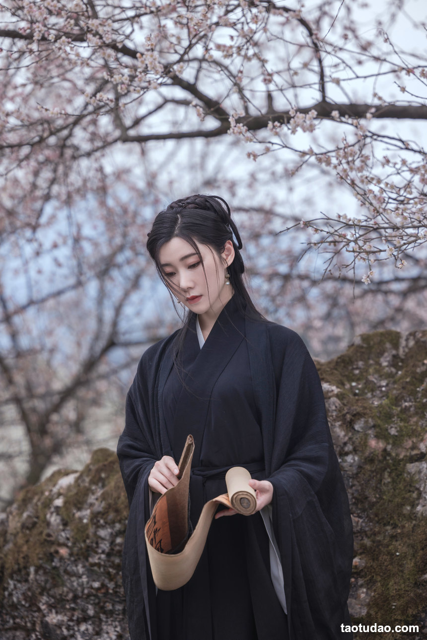 图片[2]-[YITUYU艺图语]2022.04.24 樱花 木景抒[42+1P／558MB]-绅士图