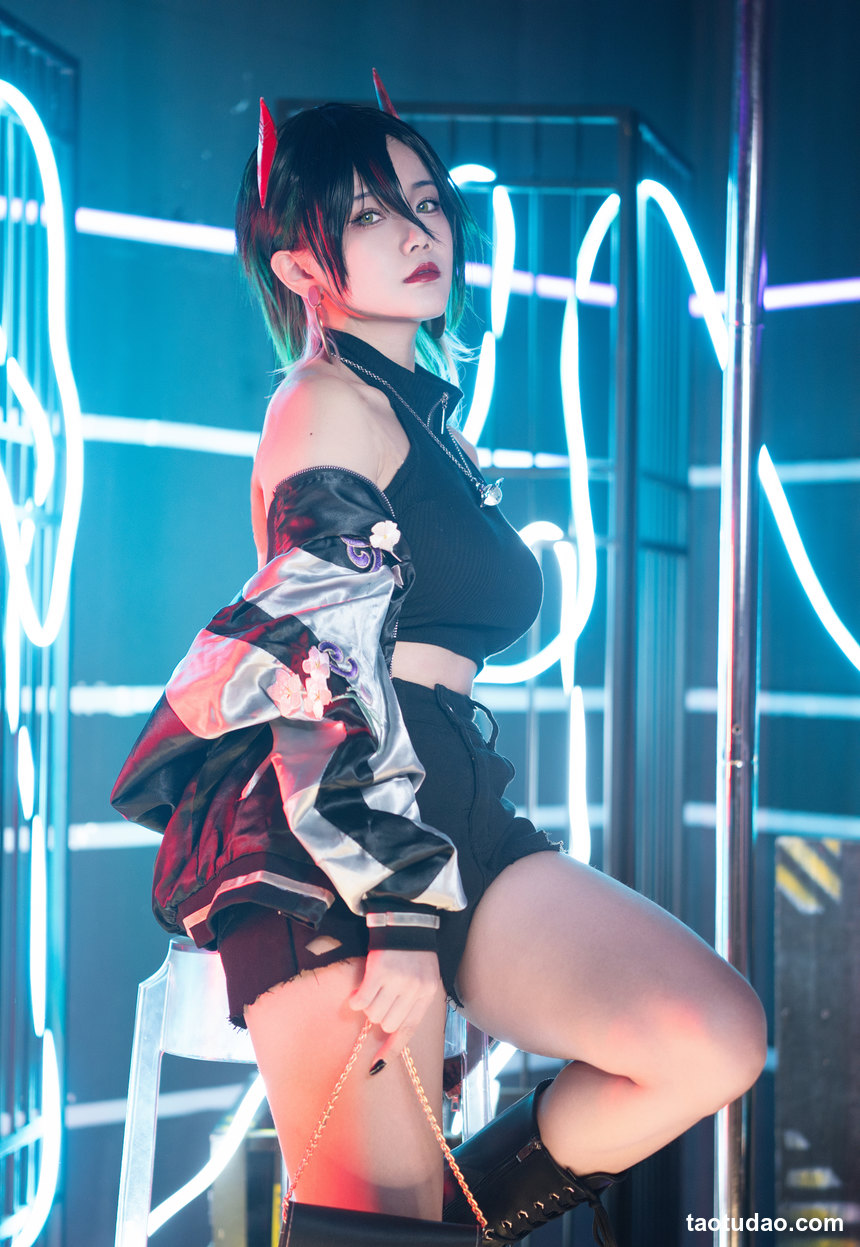 图片[2]-巴鲁巴鲁BaRu – NO.04 乌尔里希·冯·胡滕 [11P-221MB]-绅士图