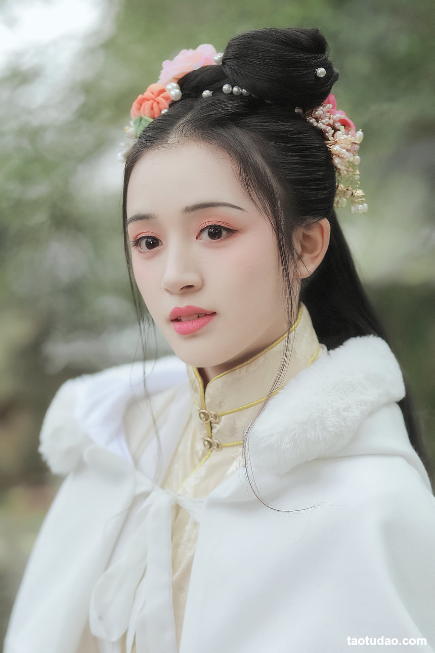 图片[2]-[YITUYU艺图语]2022.03.30 多少相思雁南飞，终究天涯人不回 思佳[23+1P／541MB]-绅士图