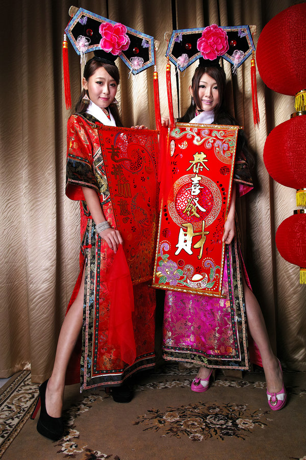 Beautyleg女神小雪&小羽 新春拜年写真集 / 13P/34MB / 美图集锦-绅士图