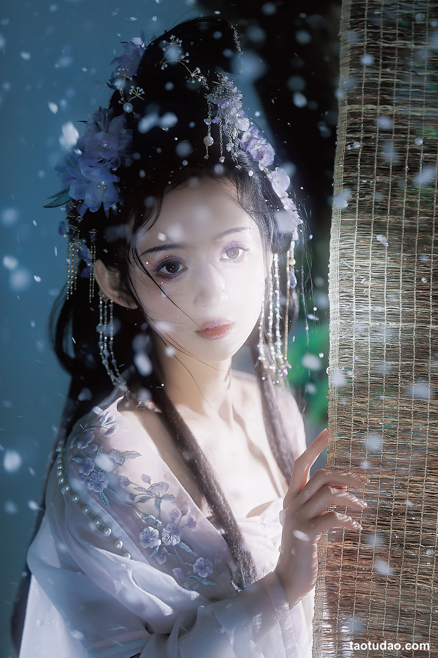 图片[2]-[YITUYU艺图语]2023.01.10 那你呢，分得清我和她吗？ 一只梳子君[28+1P／542MB]-绅士图