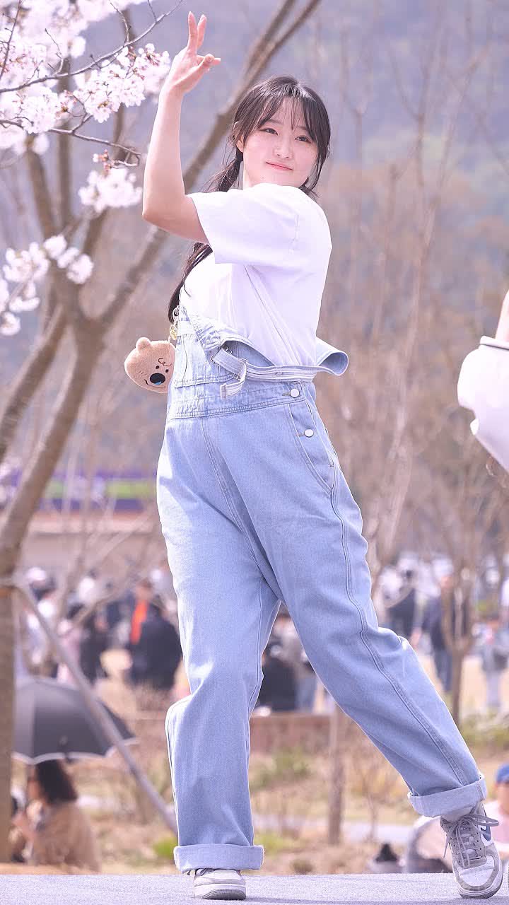 240406 댄스팀 레이디비 (Lady B) – Queencard & I AM (승연) 직캠 [서울대공원 벚꽃축제] / 饭拍视频-艺库