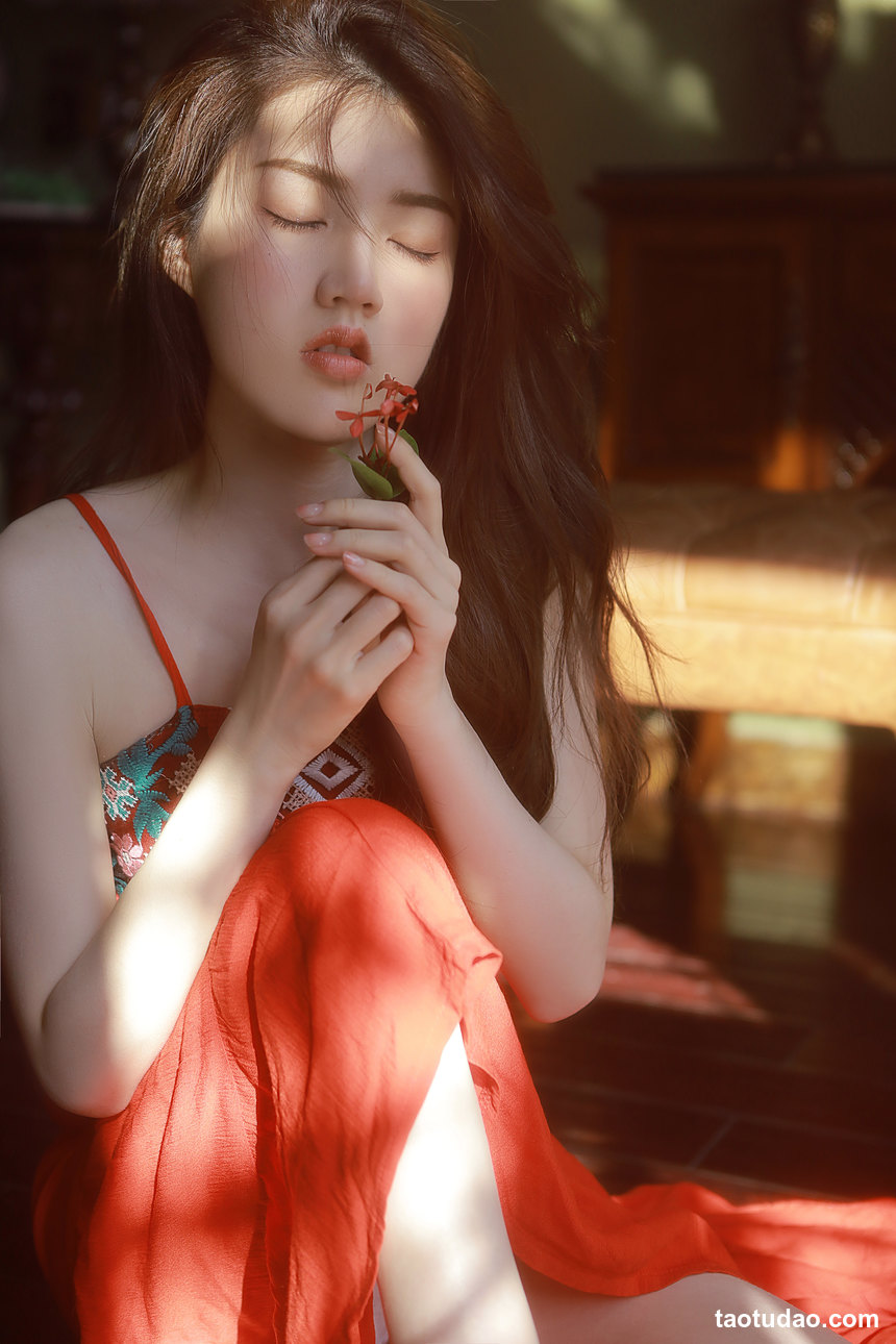 图片[2]-[YITUYU艺图语]2022.10.14 红 酥香兔肉[30+1P／190MB]-绅士图