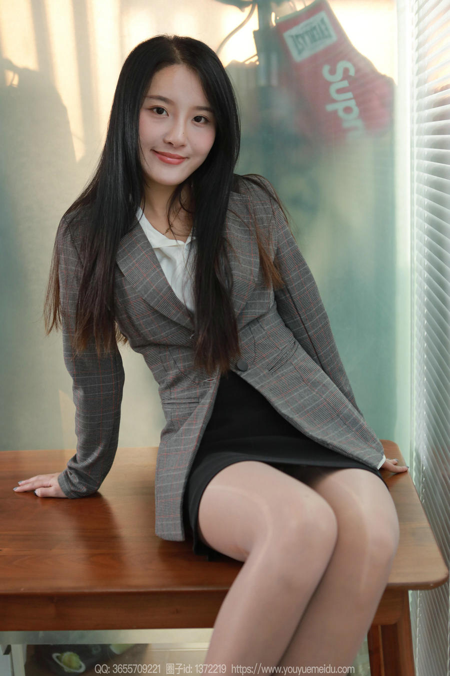 IESS异思趣向 - 模特：婉萍《加班加点》/ 89P-70MB / 机构-艺库