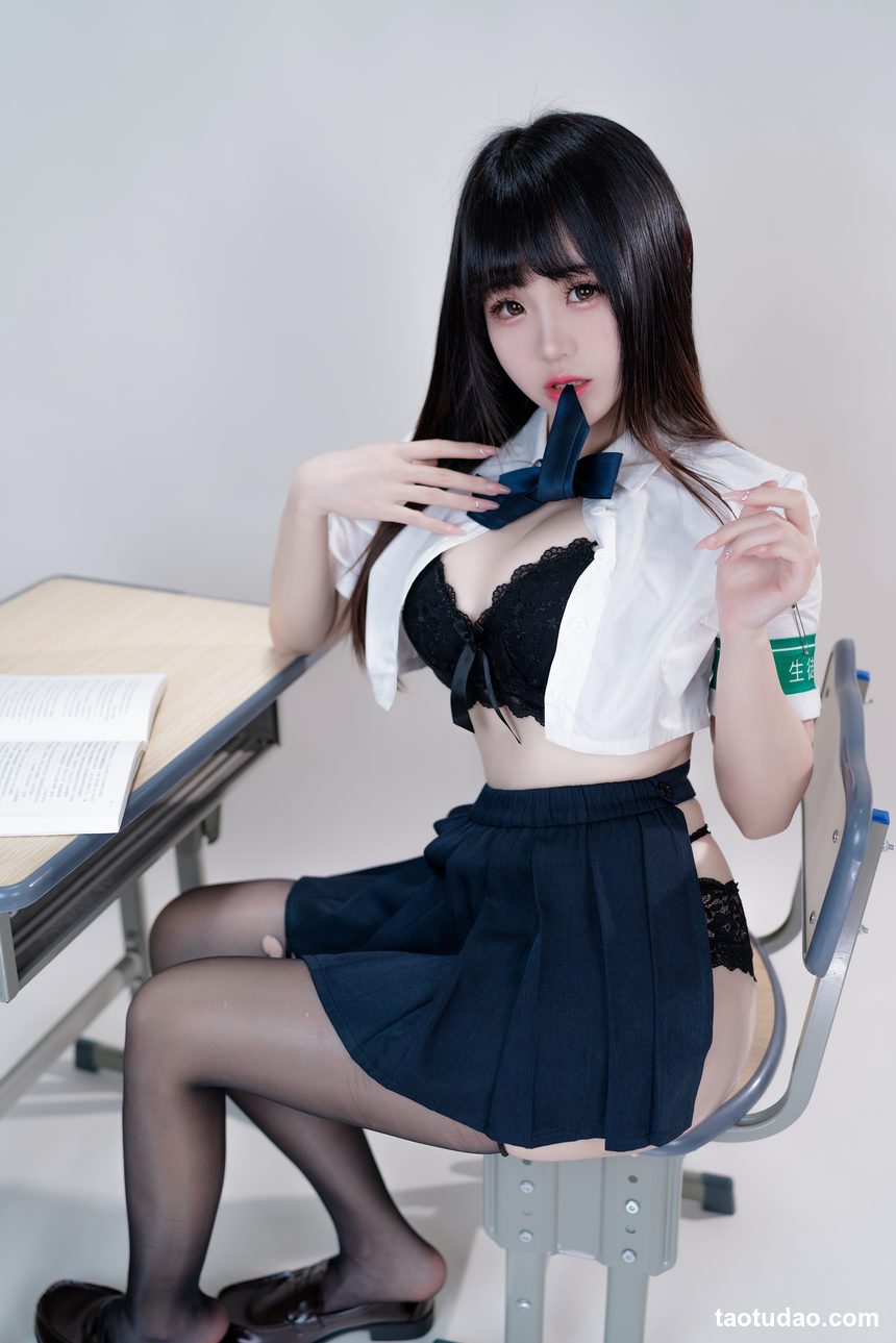 miko酱ww - 风纪委员 [40P-258MB]-绅士图