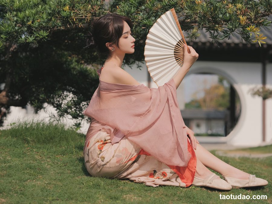 图片[3]-[YITUYU艺图语]2023.04.26 一眼万年 大歪歪哥[46+1P／285MB]-绅士图