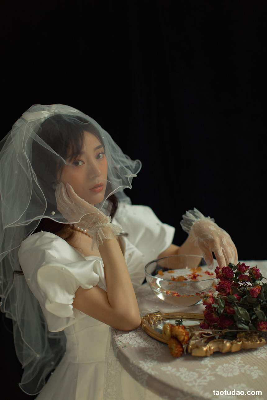 图片[4]-[YITUYU艺图语]2022.10.31 复古婚纱 -湯兮-[27+1P／441MB]-绅士图