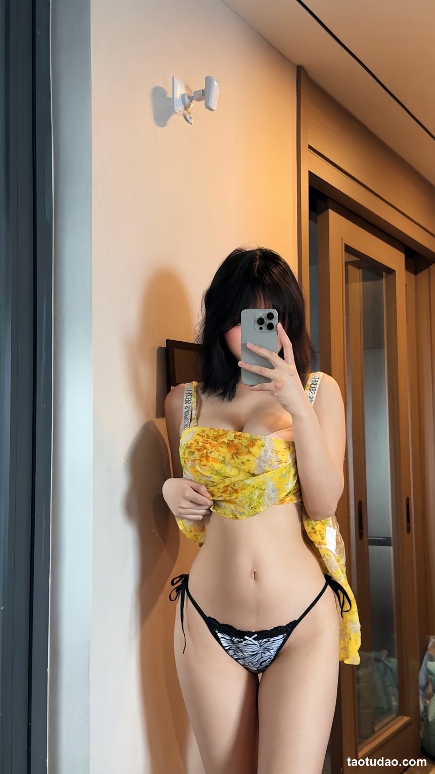 图片[2]-琳铛铛-夺命黄色战袍[15P-37MB]-绅士图