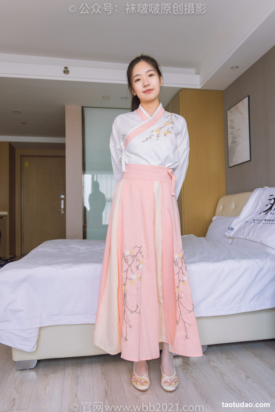 图片[2]-[BoBoSocks袜啵啵]NO.311 小甜豆-布鞋、白丝、裸足、古装[140P+1V／5.75GB]-绅士图