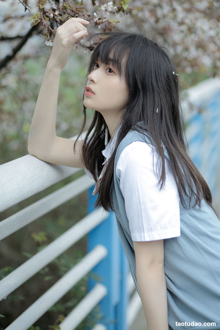 图片[2]-[YITUYU艺图语]2022.05.09 感受春的气息 想七77[25+1P／64.9MB]-绅士图