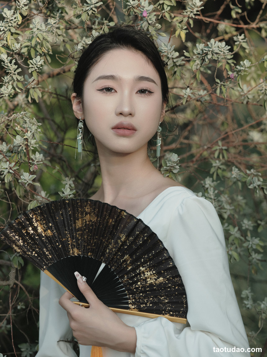 图片[4]-[YITUYU艺图语]2022.12.19 落叶飞花 likeu[46+1P／663MB]-绅士图