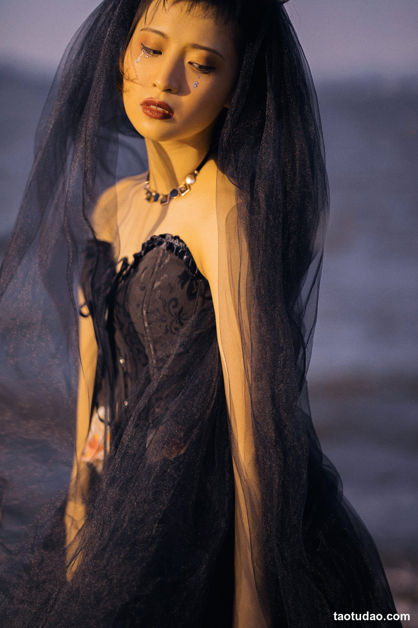 图片[2]-[YITUYU艺图语]2022.07.30 陌生而熟悉 舒怡[25+1P／647MB]-绅士图