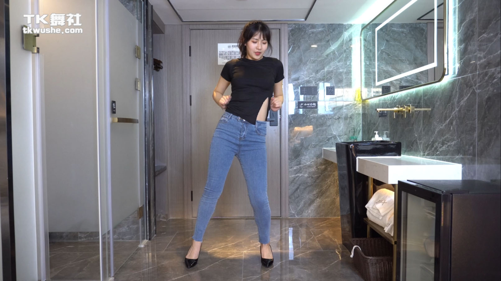 图片[2]-【4K热舞】欢欢 054期【2V-500M】-绅士图