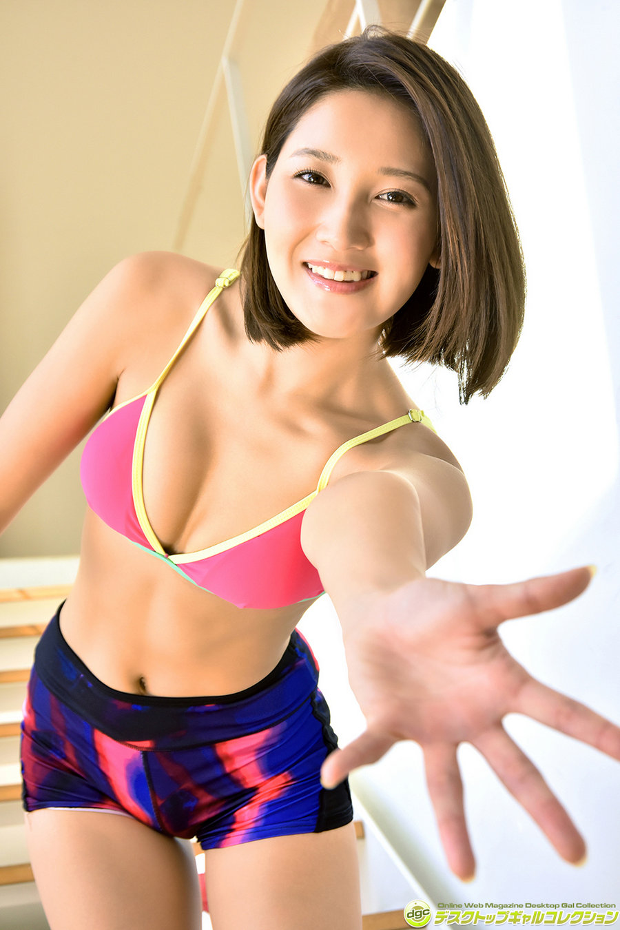 / DGC / 2019.02 小島みゆ『グラチアメンバーとして自慢のボディ駆使！』/ 100P326MB / 日系-绅士图