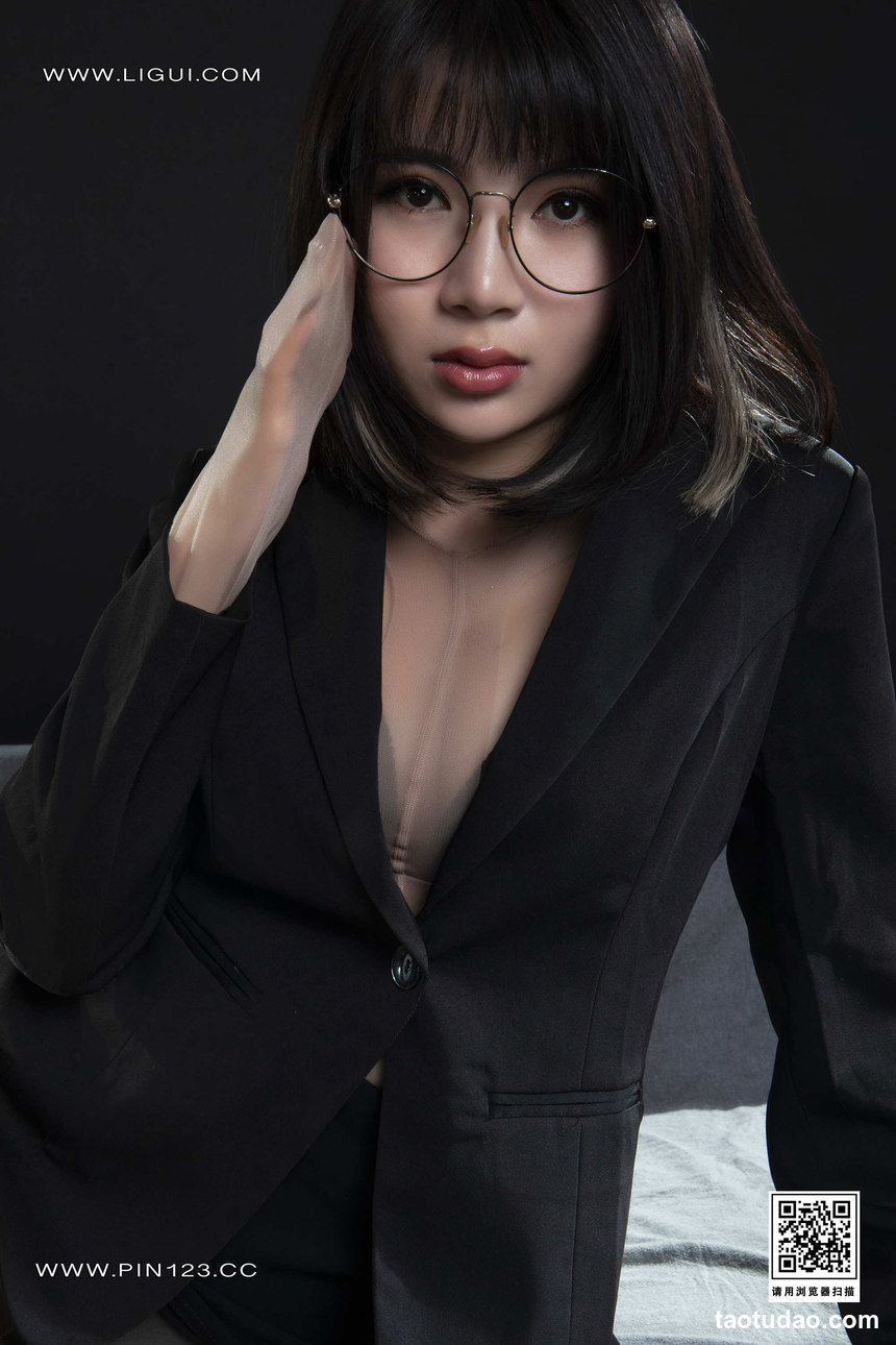 图片[2]-[Ligui丽柜] 2023.06.30 《颜丝紧缚》小七 [58+1P-77M]-绅士图