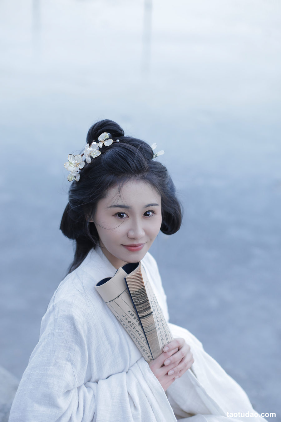 图片[4]-[YITUYU艺图语]2023.02.22 玉兰 岳雨婷[21+1P／153MB]-绅士图