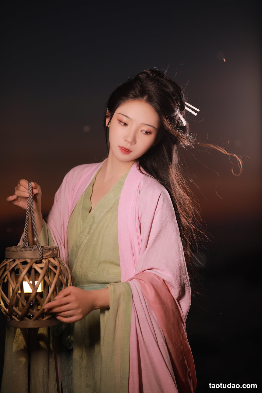 图片[4]-[YITUYU艺图语]2022.08.30 人间烟火色 落花人独立[32+1P／619MB]-绅士图