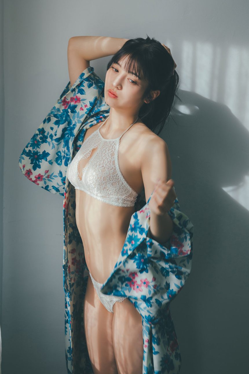 图片[4]-黑崎菜菜子写真集「つゆのあとさき」-绅士图