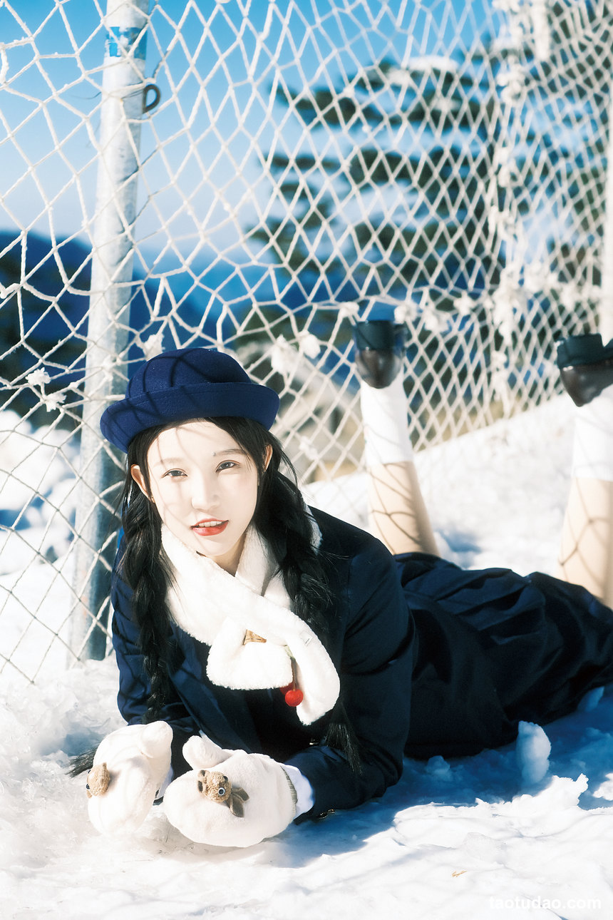 图片[2]-[YITUYU艺图语]2022.12.30 初雪在说我爱你 小霜[25+1P／136MB]-绅士图