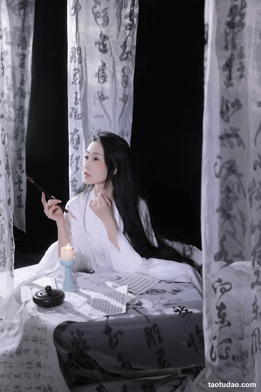 [YITUYU艺图语]2023.01.02 提笔写月 媛媛月舞[19+1P／181MB]-艺库
