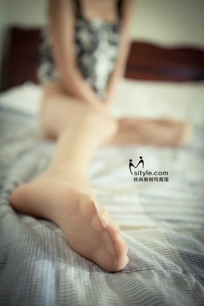 / Sityle /丝尚写真 20131227 NO.176 / 36P52MB / 丝袜美腿-绅士图