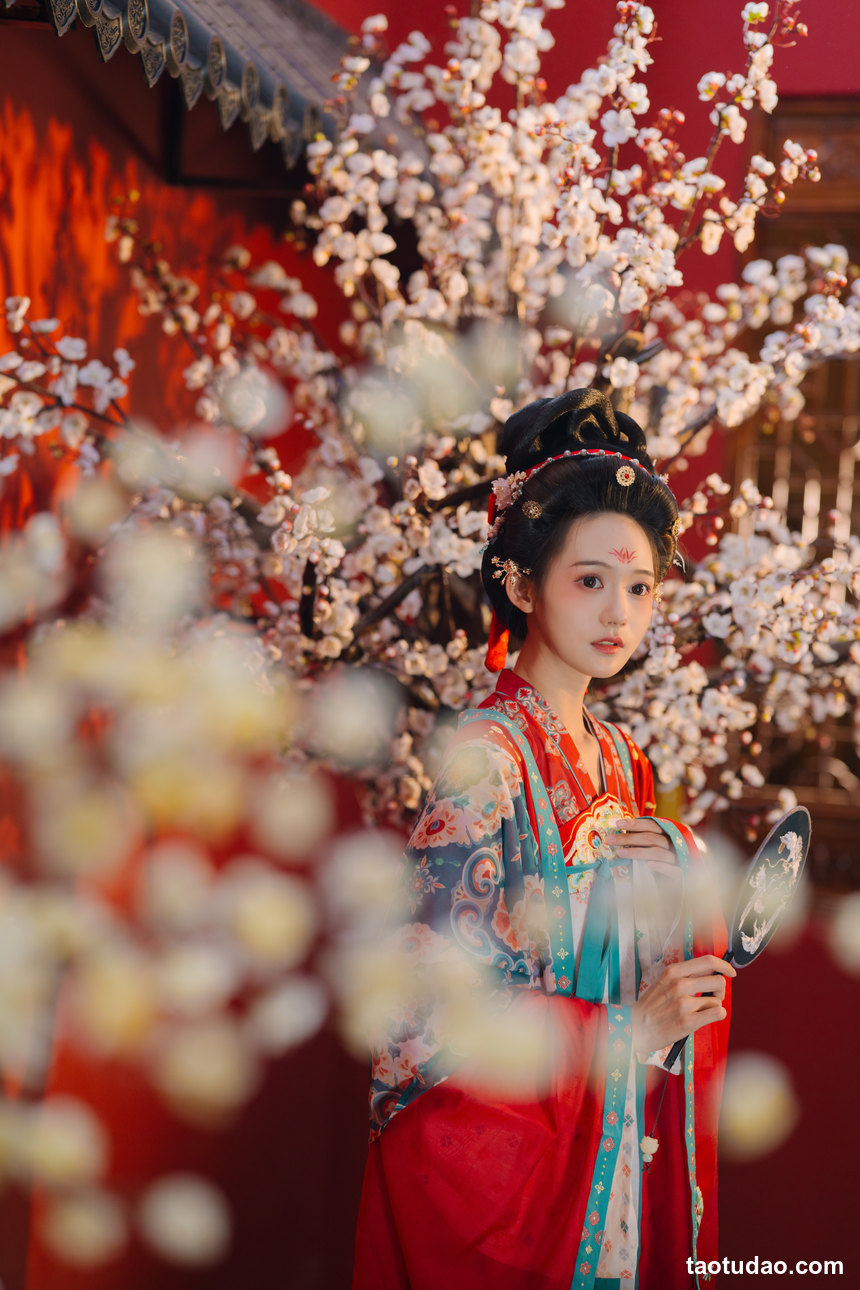 图片[4]-[YITUYU艺图语]2022.09.11 不负梦华 兔子Zzz不吃胡萝卜[22+1P／278MB]-绅士图