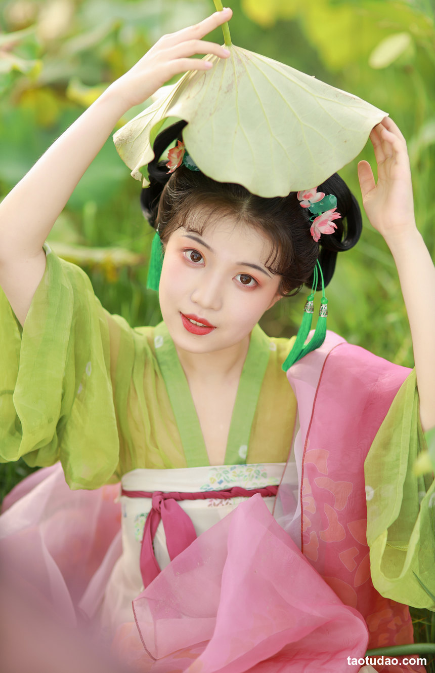 图片[2]-[YITUYU艺图语]2022.08.03 荷花少女 我超白_[29+1P／241MB]-绅士图