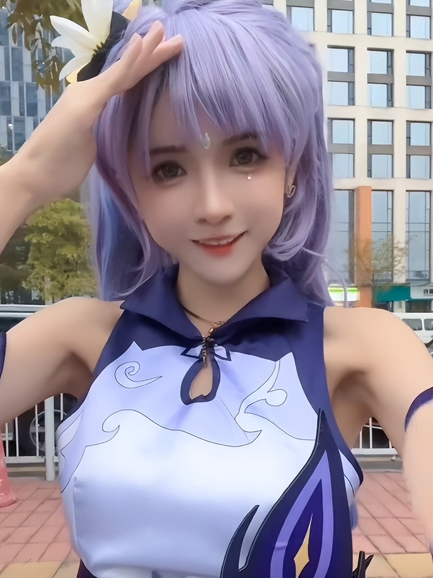 妈妈白天折磨我,爸爸晚上羞辱我,狗头萝莉母亲节晒童年经历泪奔