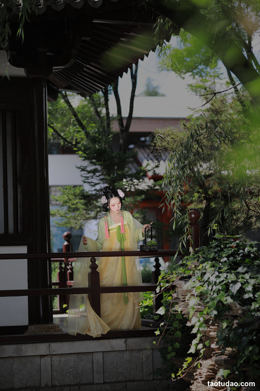 图片[4]-[YITUYU艺图语]2022.09.08 若无闲事挂心头 落花人独立[32+1P／673MB]-绅士图