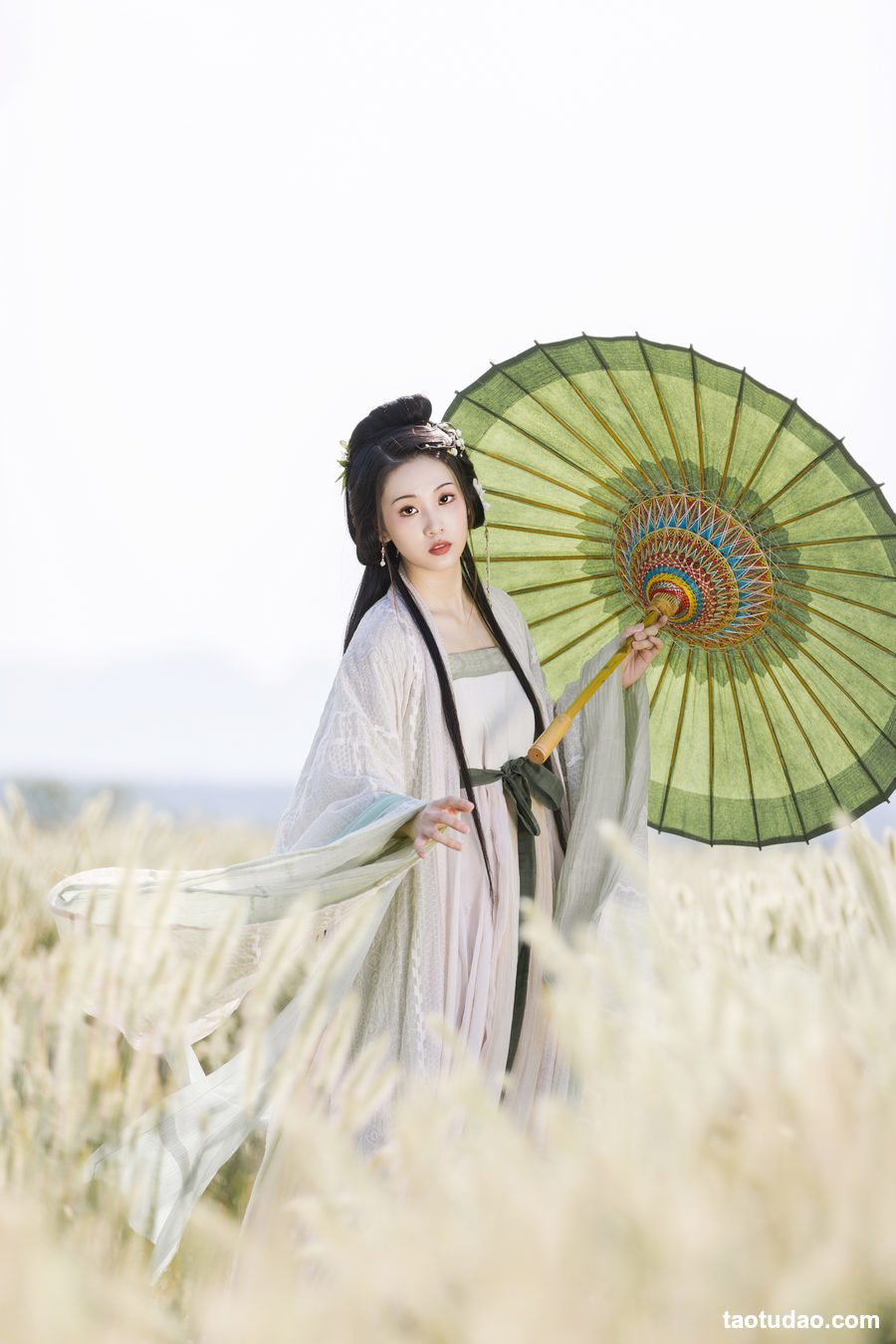 图片[4]-[YITUYU艺图语]2023.03.14 秋风起 芝芝琪[25+1P／298MB]-绅士图