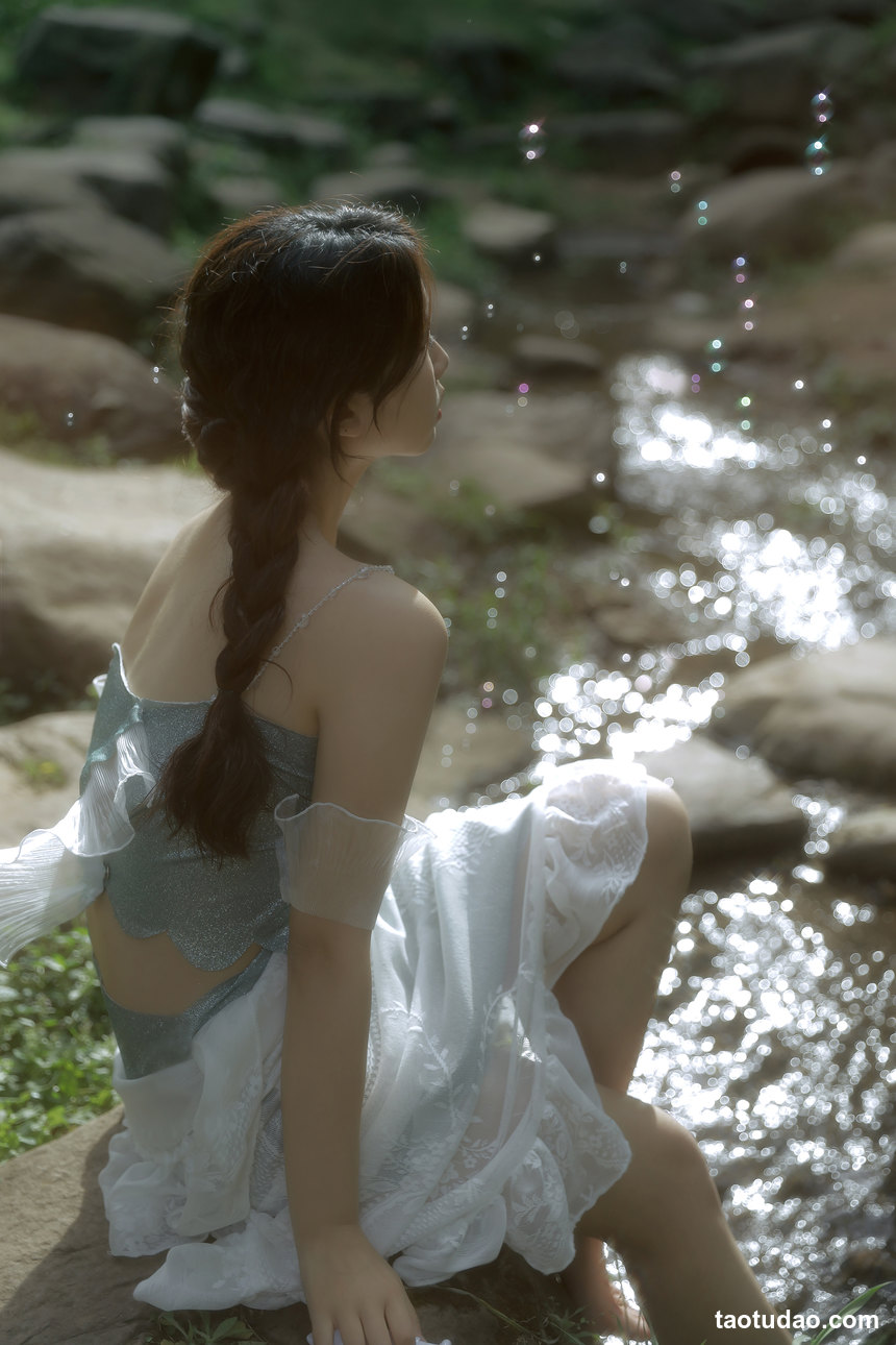 图片[4]-[YITUYU艺图语]2022.06.07 回到森林 不齐[24+1P／138MB]-绅士图