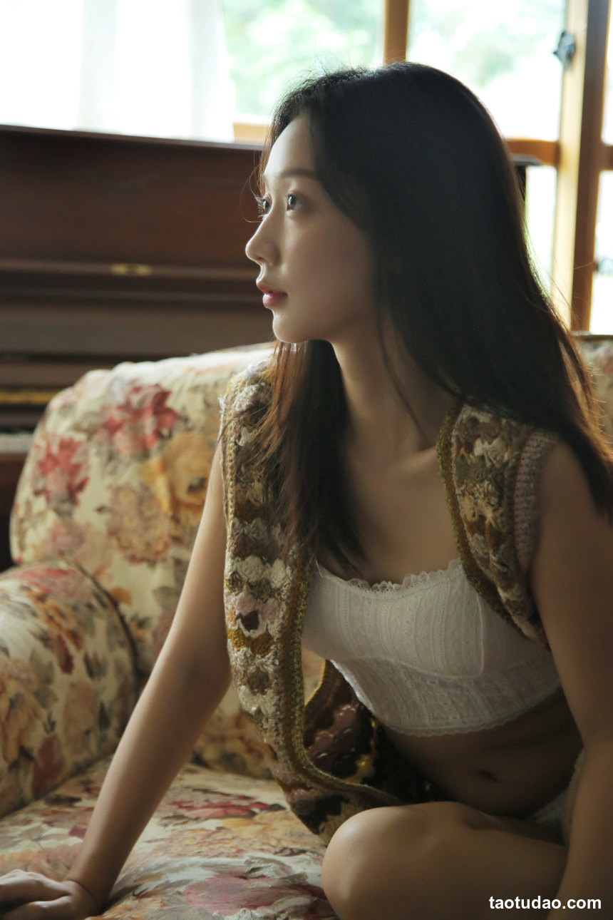 图片[2]-[YITUYU艺图语]2022.11.15 怦然心动 可爱周zz[26+1P／258MB]-绅士图