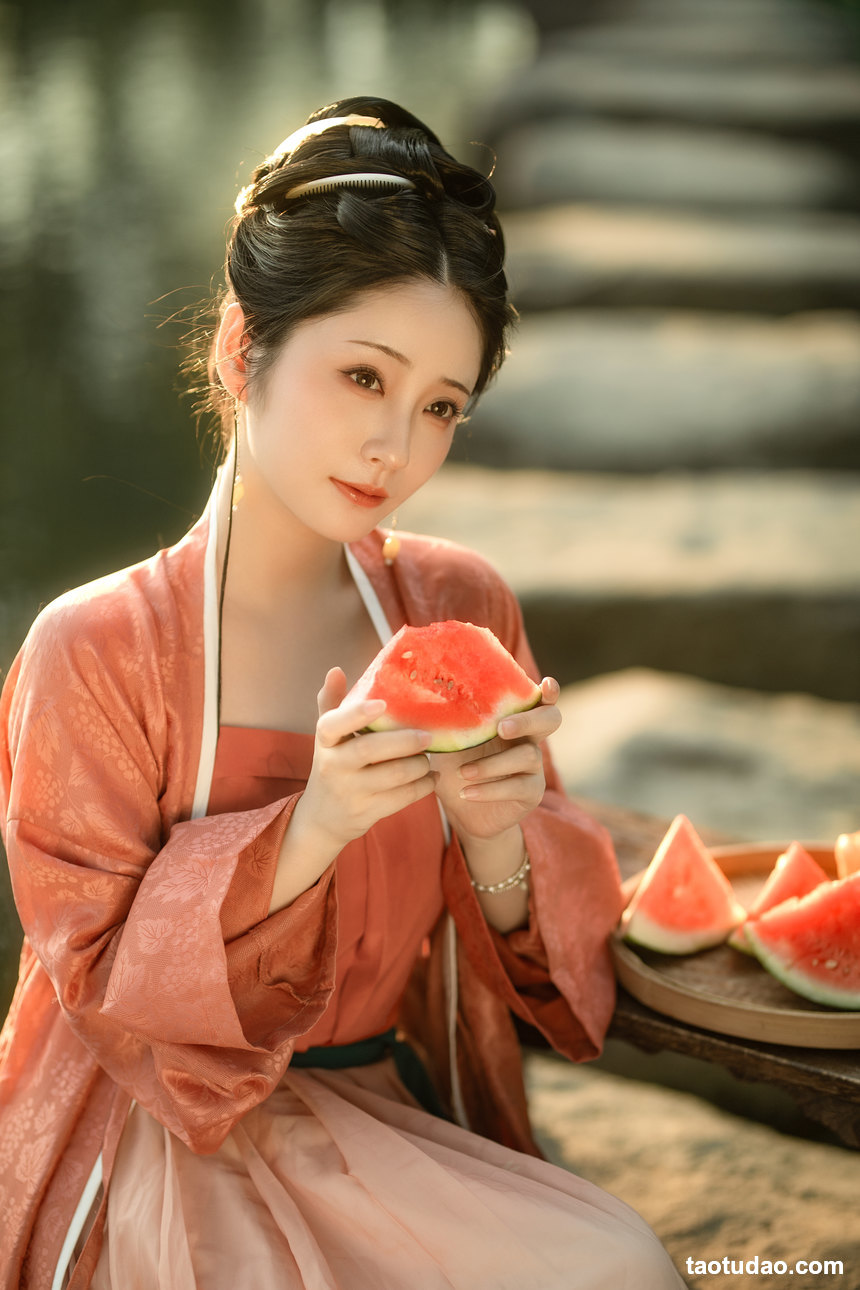 图片[2]-[YITUYU艺图语]2022.06.24 格子梦见 幽灵胡子[22+1P／427MB]-绅士图