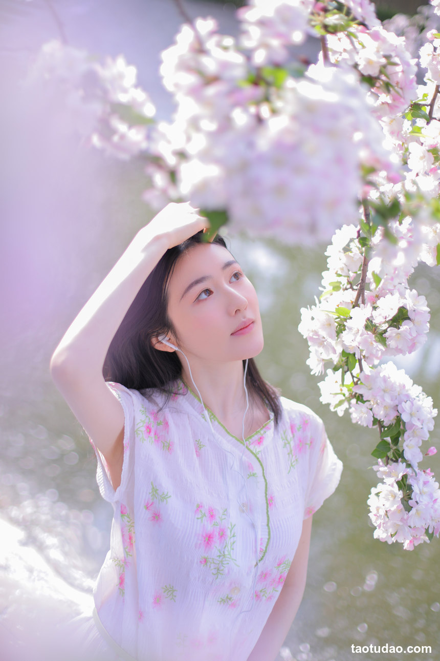 图片[2]-[YITUYU艺图语]2022.08.01 已觉春心动 oeil[28+1P／117MB]-绅士图