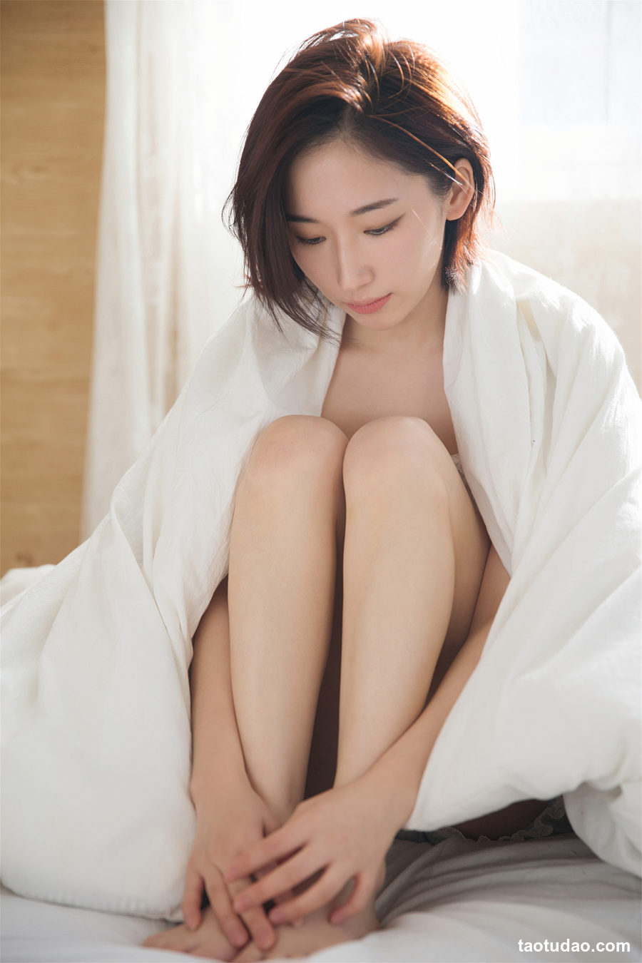 图片[2]-[YALAYI雅拉伊]2023.12.20 NO.1095 窗边少女[46+1P／235MB]-绅士图