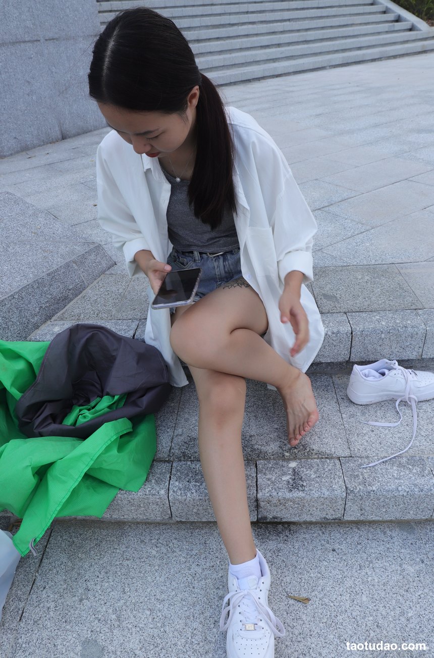 图片[4]-Pary摄影 NO.014 小淇脱下运动鞋棉袜[130P／439MB]-绅士图