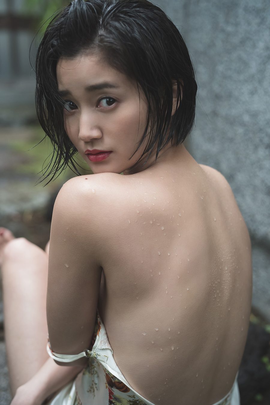 图片[4]-出口亚梨沙写真集「ずぶ濡れ報告。」-绅士图