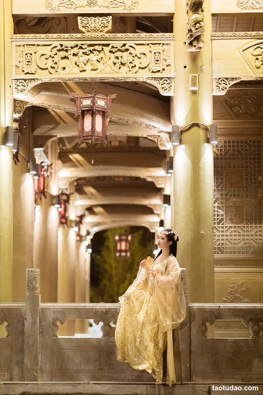 图片[2]-[YITUYU艺图语]2023.04.04 西域迷城 沉诗思[24+1P／350MB]-绅士图