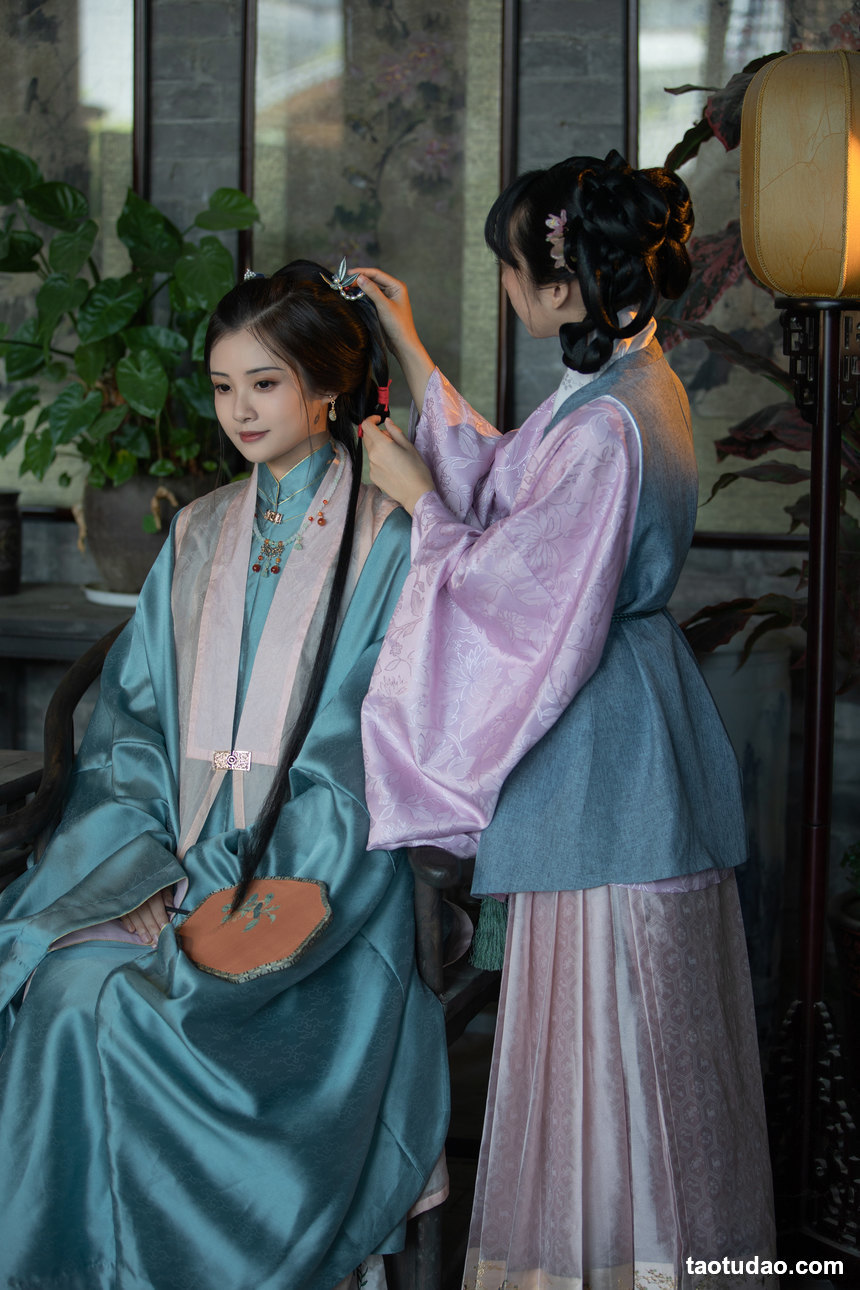 图片[4]-[YITUYU艺图语]2022.12.24 南州春色 三也酱酱[33+1P／347MB]-绅士图