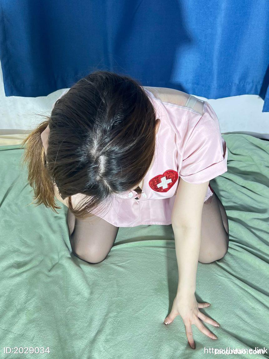 图片[2]-Lusa点点-护士小姐姐腿腿蜜桃的极致诱惑 [19P-34M]-艺库