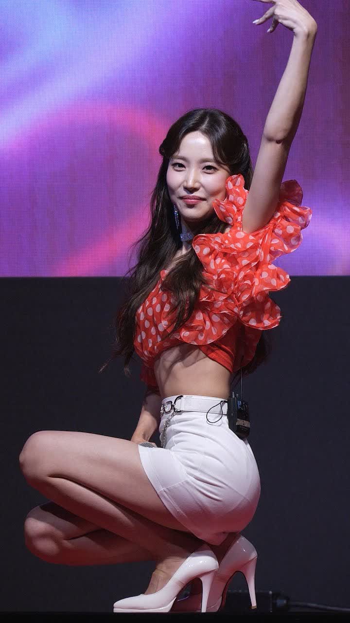 220827 화연 – 꽃핀다 & 오세요 직캠 [대덕거리 맥주페스티벌 ‘신탄진전통시장’] / 饭拍视频-艺库